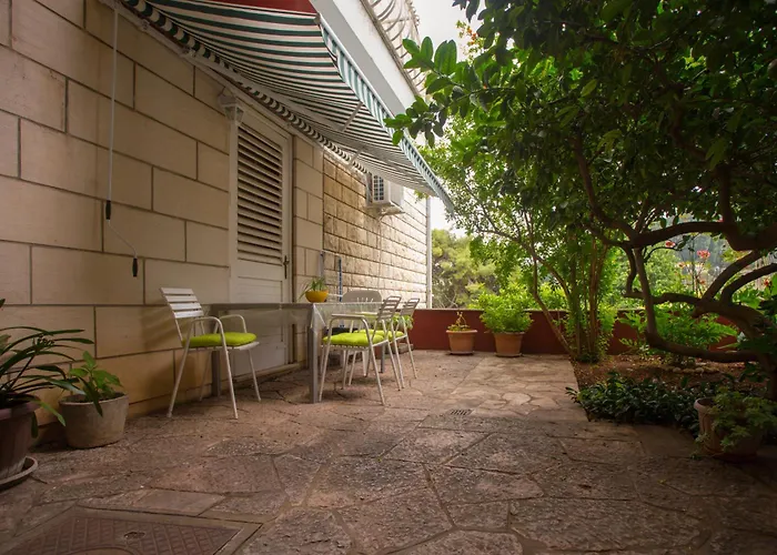 Apartments Afrodita
